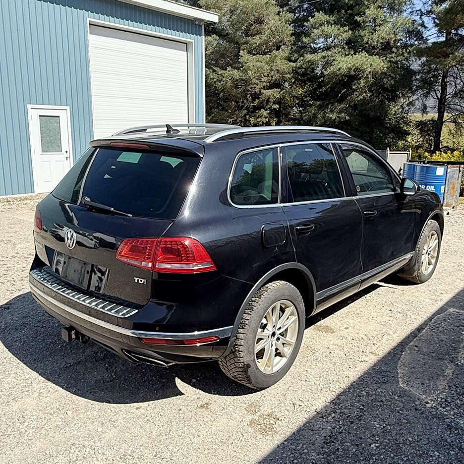 2015VolkswagenTouareg