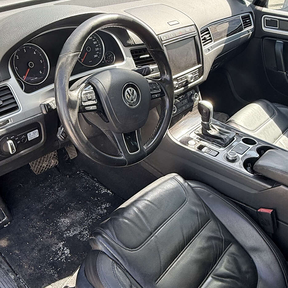 2015VolkswagenTouareg