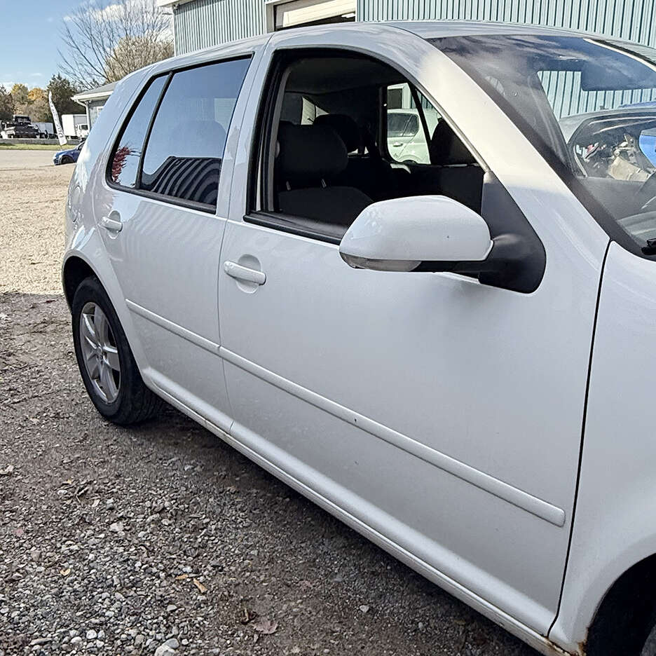 2010VolkswagenGolf City