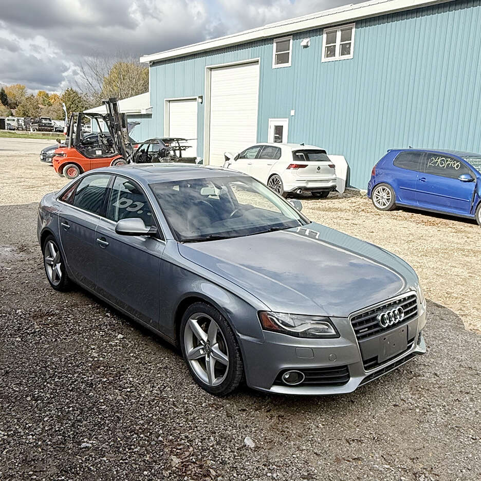 2011AudiA4 Quattro