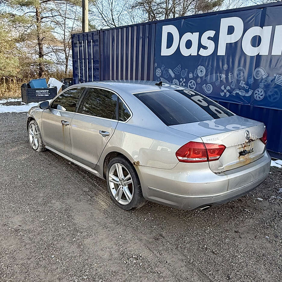 2012VolkswagenPassat