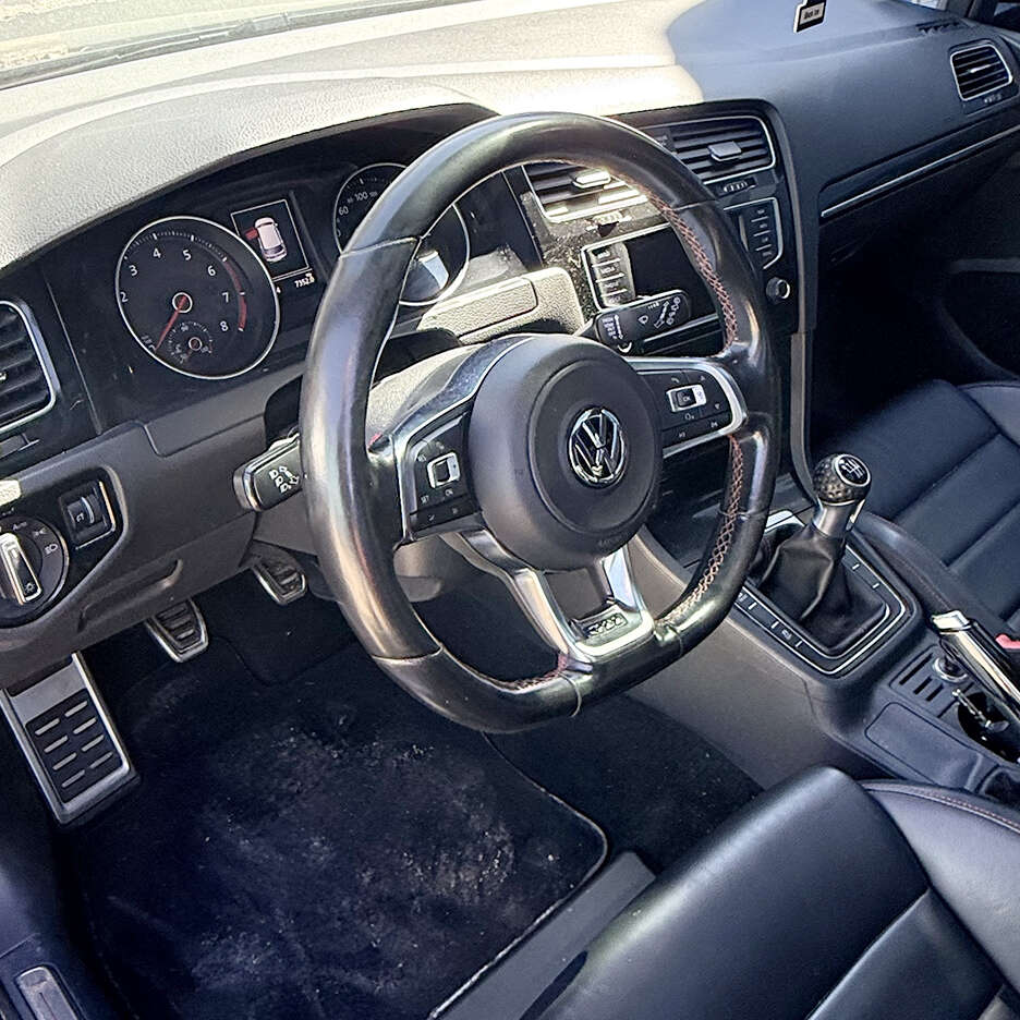 2016VolkswagenGTI