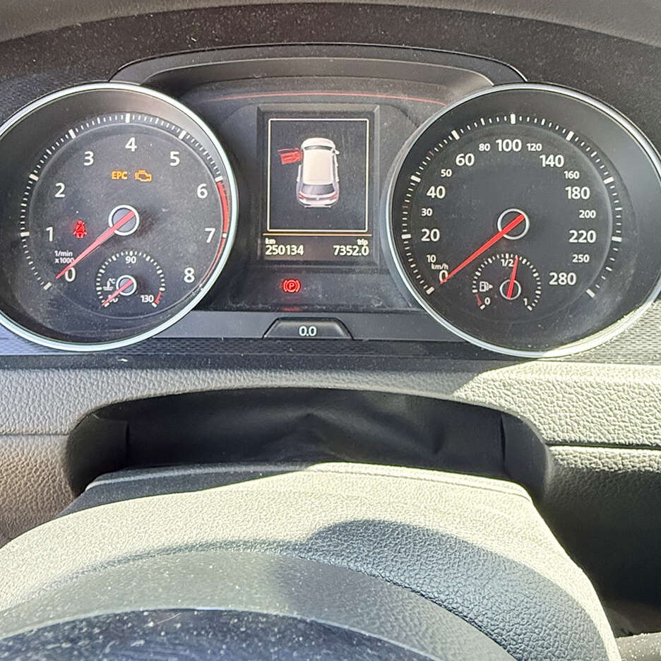 2016VolkswagenGTI