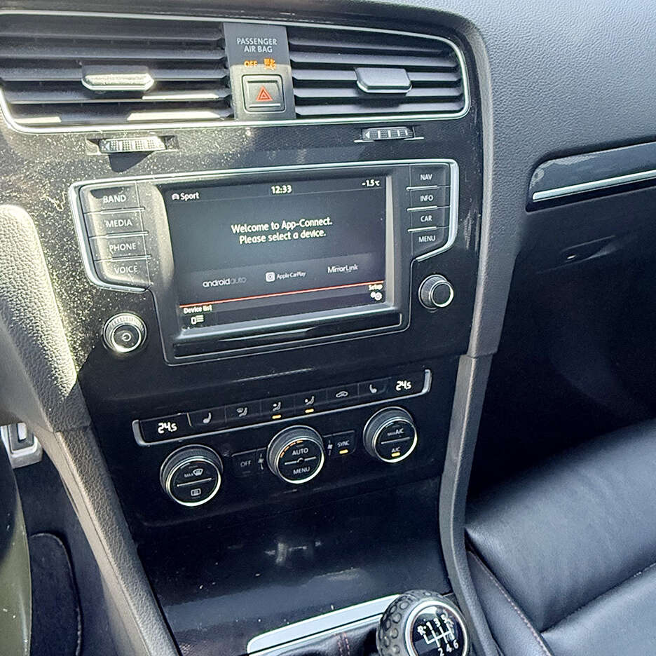 2016VolkswagenGTI