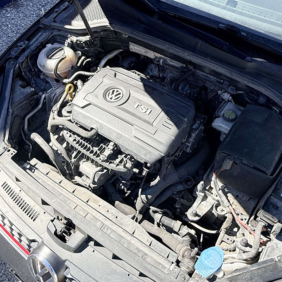 2016VolkswagenGTI