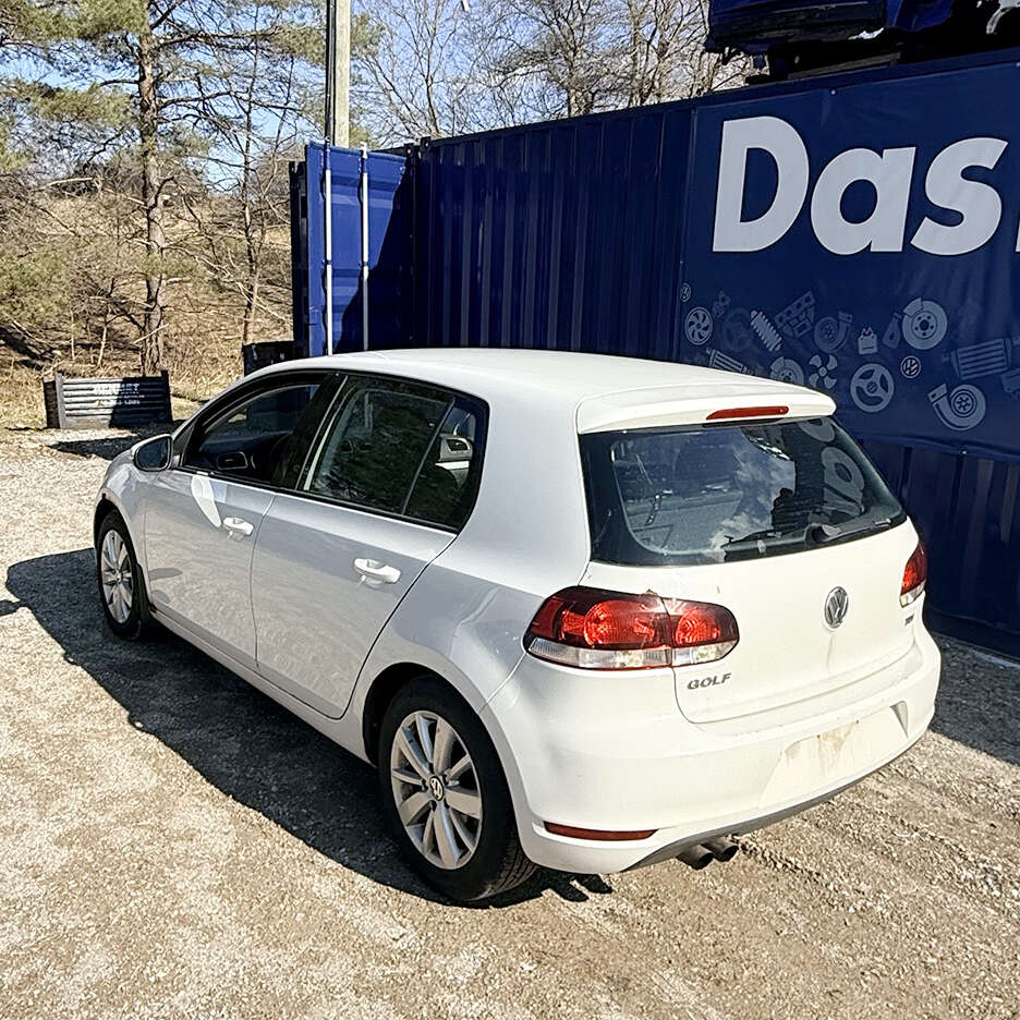 2012VolkswagenGolf