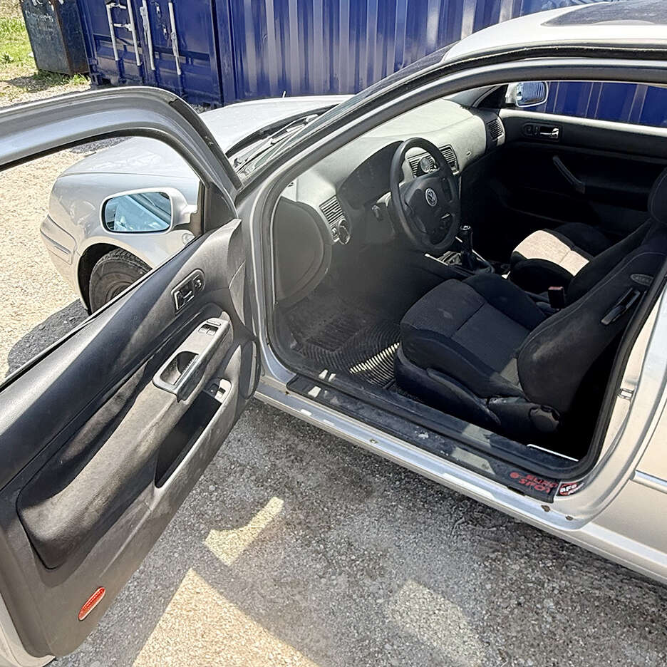2001VolkswagenGolf GTI